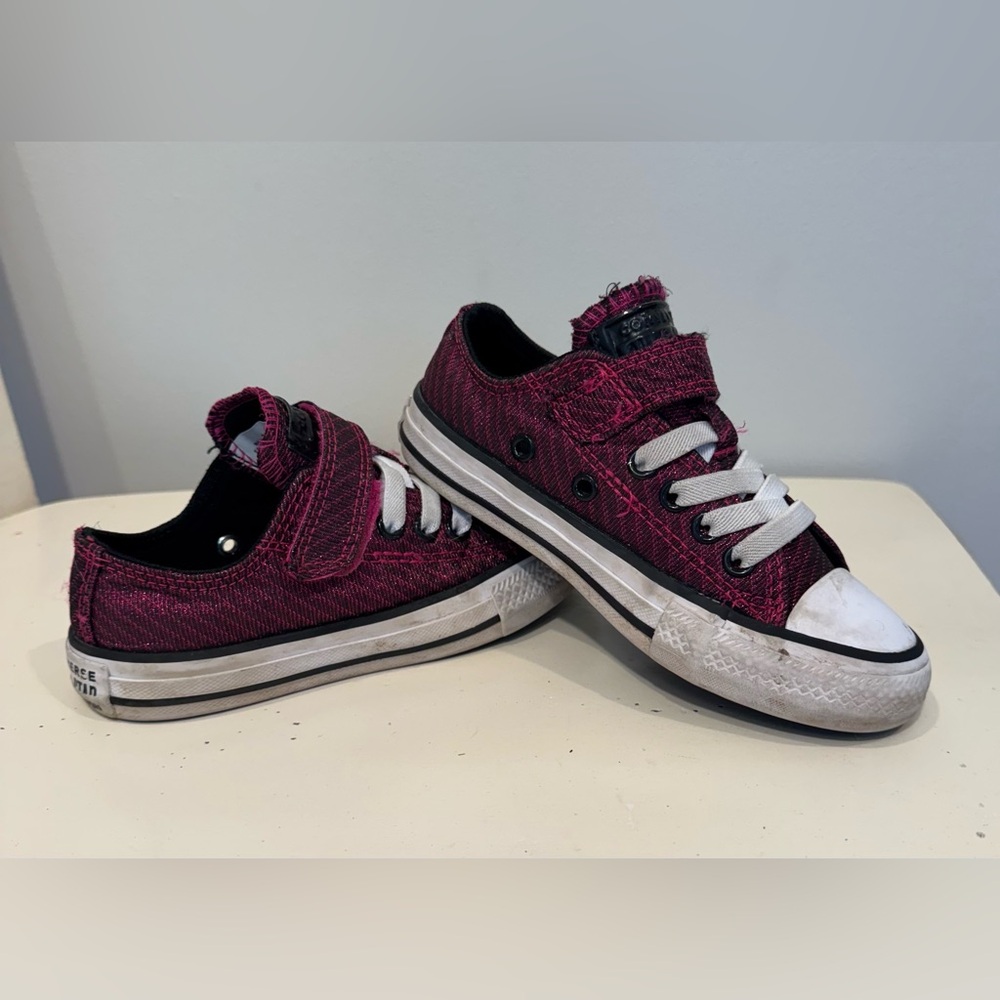 Chuck Taylor All Star Easy On Sparkle - Size 10.5C